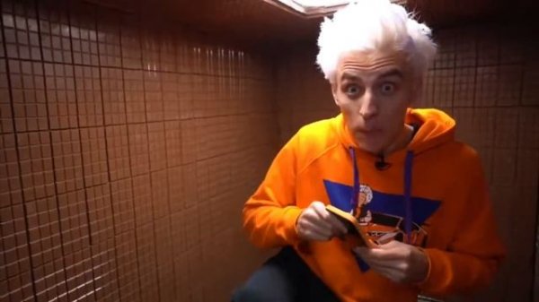 А4 Кто Первый Выберется из Непробиваемого Ящика! Челлендж