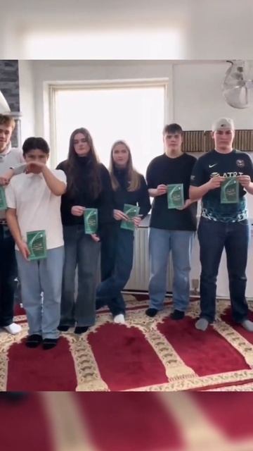 В Британии школьников везут в мечети? Что там происходит на самом деле! → 👤 #ИСЛАМ_СИЛА