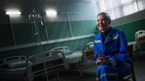 «Мы — обслуга для скучающих старичков». Откровенный разговор с фельдшером скорой помощи