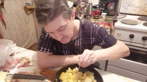 Рубрика "МУКБАНГ" Ух  картошка поговорить