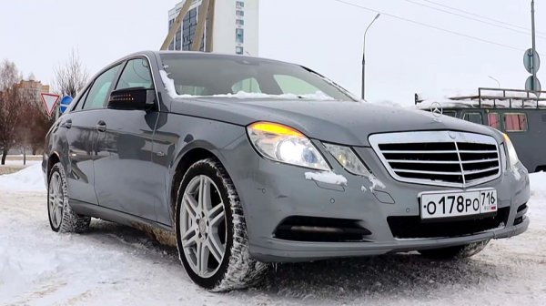 2011 Mercedes-Benz E200 ИДЕАЛЬНЫЙ И ЧЕТКИЙ СЕДАН.