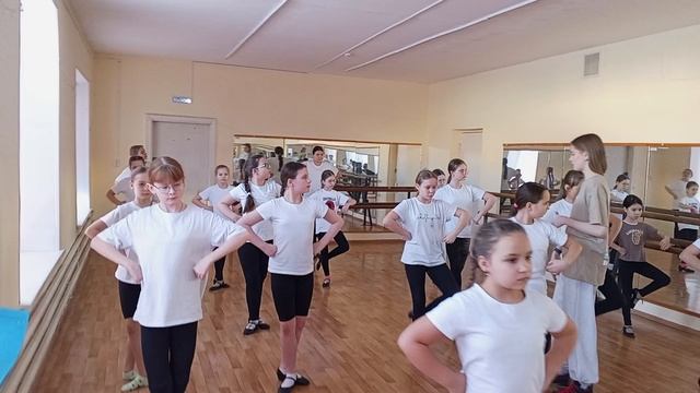 Подготовка к верёвочке средние.mp4