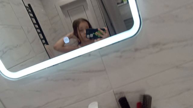 Я ВЕРНУЛАСЬ ЛЮБИМКИ 
вечерний влог с лиамомспасибо за 100 пд 2 частькуклареборн