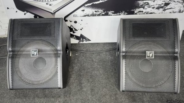 Сценические мониторы Electro-voice Tx 1152 Fm