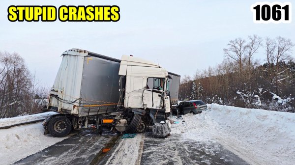 Подборка аварий и дтп на видеорегистратор. 14 02 26