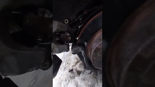 Заклинил поршень суппорта ,Солярис 1