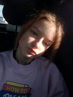 убираюсь у себя в контейнере с украшениями