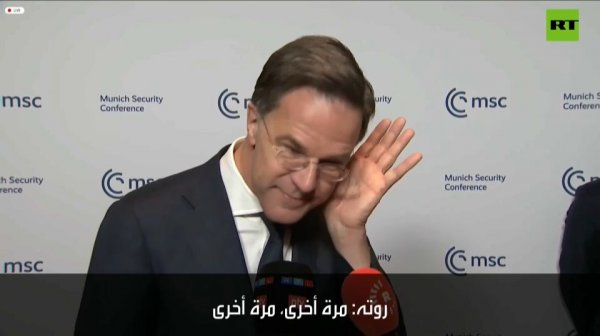 الأمين العام لحلف "الناتو" يقاطع صحفية مرتين لسؤالها عن الوضع في سوريا