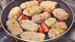 Когда есть мясо, кабачок и манка готовлю такие котлеты. Нежные настолько что тают во рту.