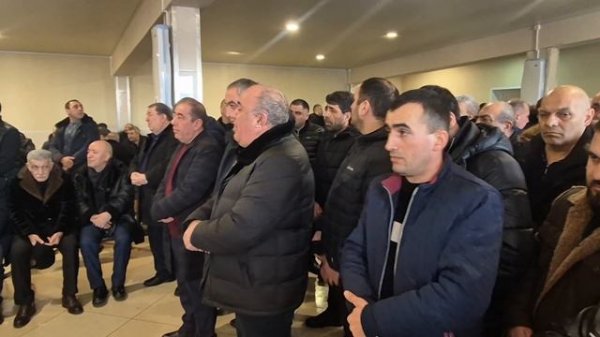 Șer'ê or't'a R'ûsîyê û Ûkr'ayînyaê bi mêrxasî bû cangorî xor'êtekî êzdî qêzâ Yâroşlâv Mâmoyân pâvêl