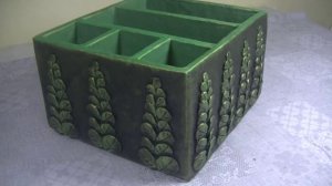 Рельефный декор коробки  бумажной глиной .