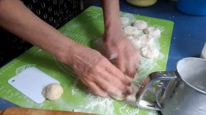 Домашний быт булочки с маком 🥐 пирожки с творогом 🥞 и вода в домах