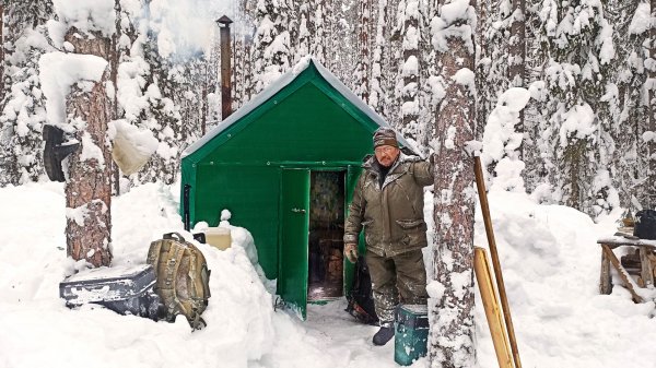 БАЛАГАН ЗАВАЛИЛО! ТАКОГО НЕ ЖДАЛИ. 2 ДНЯ В ТАЙГЕ.  РЫБАЛКА ХАРИУСА. НОЧУЕМ В ЗИМОВЬЕ