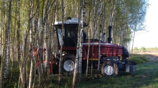 УЭС 280 с мульчером AHWI M550 на полях Мираторга.