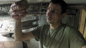 Домашний вермикомпостер. Выращивание червей на корм форели. Низовое кормление червей навозом.