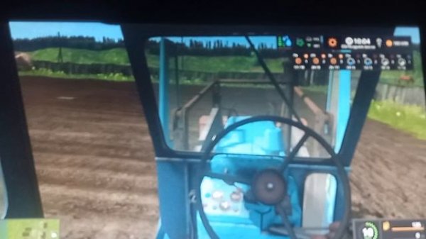 (FS 17) Дискуем огород на МТЗ 52.
Ждите посевной.