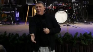 Вера же есть... - проповедует Максим Ларцин