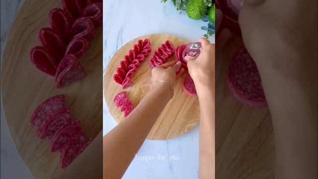 Розы из колбасы смотреть онлайн