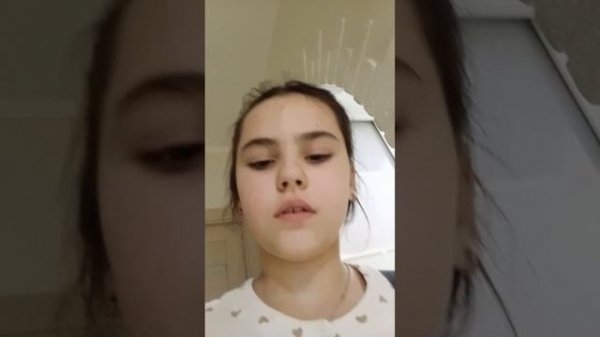 родители заперли в комнате! как мне сбежать из квартиры!?