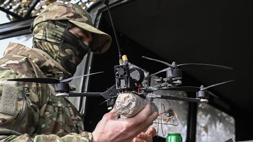 Операторы ударных БПЛА сорвали контратаку ВСУ в Запорожской области смотреть онлайн