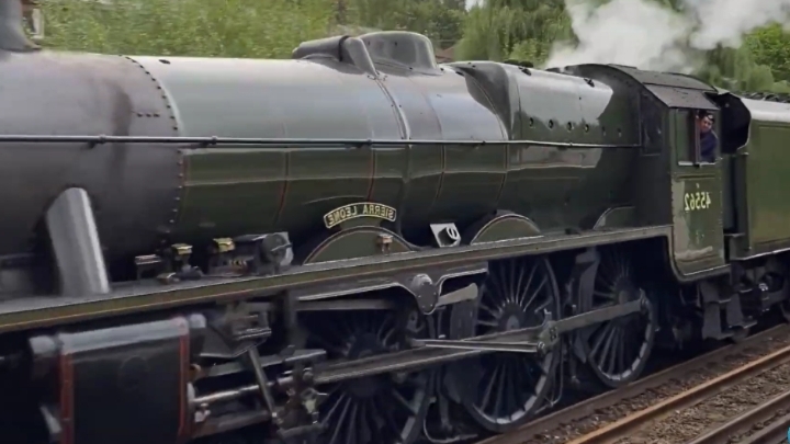 Паровозы смотреть онлайн