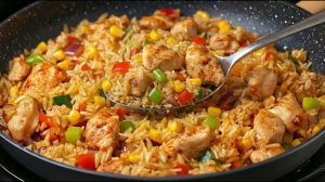 Съедают до последней крошки! Рис с курицей и овощами на сковороде: Простой рецепт вкусного ужина