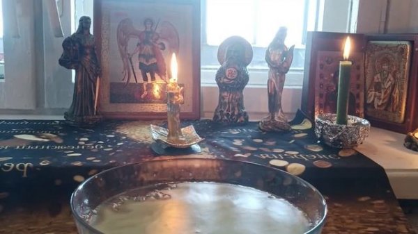 РУНЫ. Снимаем порчи на безденежье. Возвращаем своё назад. Защита ресурсов.