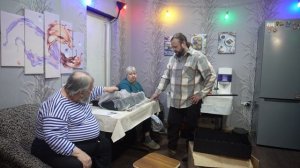 Радуемся как дети! Подарок на 23 Февраля Что в большой и тяжёлой коробке? ПОДВАЛ ИЛЬИЧА-РАСПАКОВКА