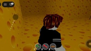 играю в побег из сыра в Роблокс