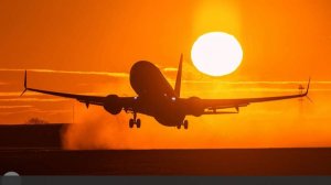 СМИ сообщили о пожизненном запрете Jet2 на полеты дебоширам после драки в самолете