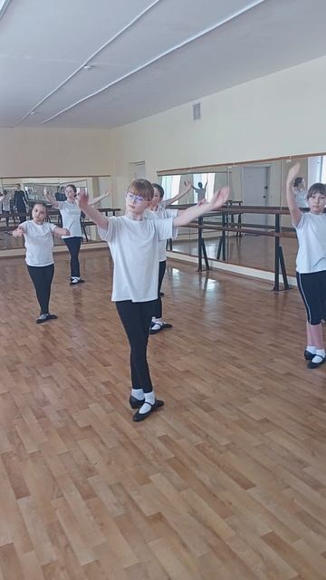 Позиции рук средние.mp4