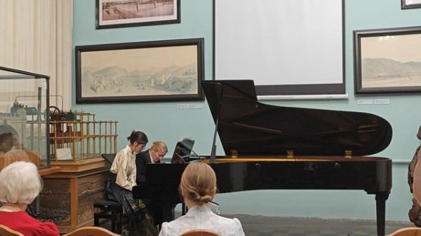 Танец цветущего народа И.mp4