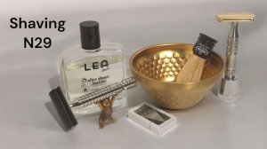 Бритье N29: Razorock MJ-90A и Razorine Flatboy. Музыкальная битва в Сандалвуде.