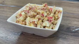 Салат с тунцом (Белковый тандем) где тандем  - тунец и яйцо, а палочки - усиление