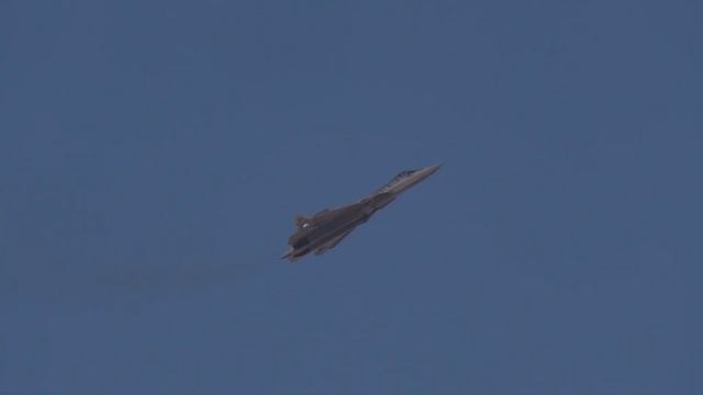 Су-57: Лучший истребитель пятого поколения России смотреть онлайн