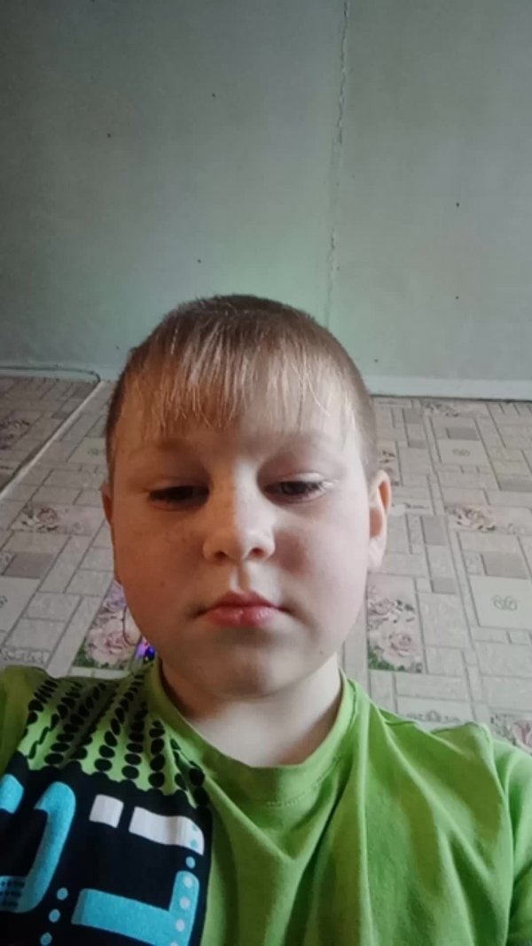 Максим
Максим