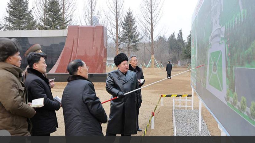Ким Чен Ын проинспектировал строительство Музея боевых подвигов военных КНДР смотреть онлайн