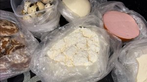 Небольшие покупочки в фермерской лавке.