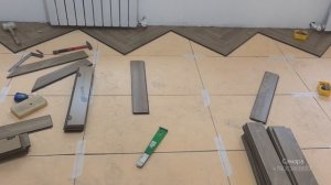 Укладка ламината WOODstyle ARROW ёлочкой.