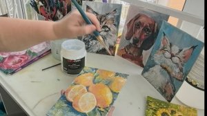 Предпродажная подготовка картин. Закрываю лаком.