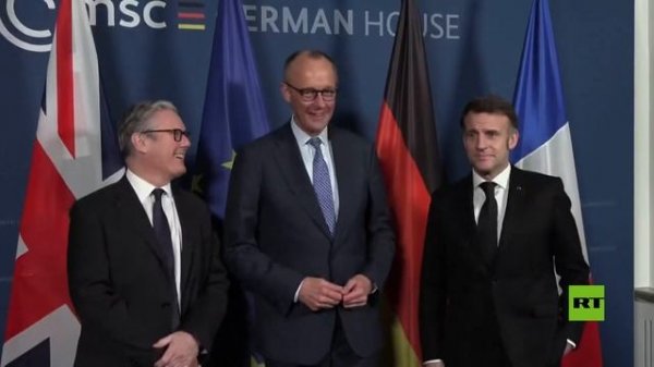 سياسي فرنسي: ستارمر وميرتس أهانا ماكرون في ميونيخ