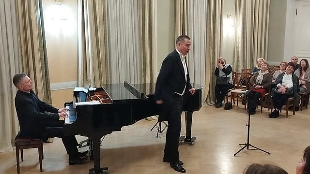 Росини, ария Базилио
Николай Пронин
Александр Жилинский (ф-но)