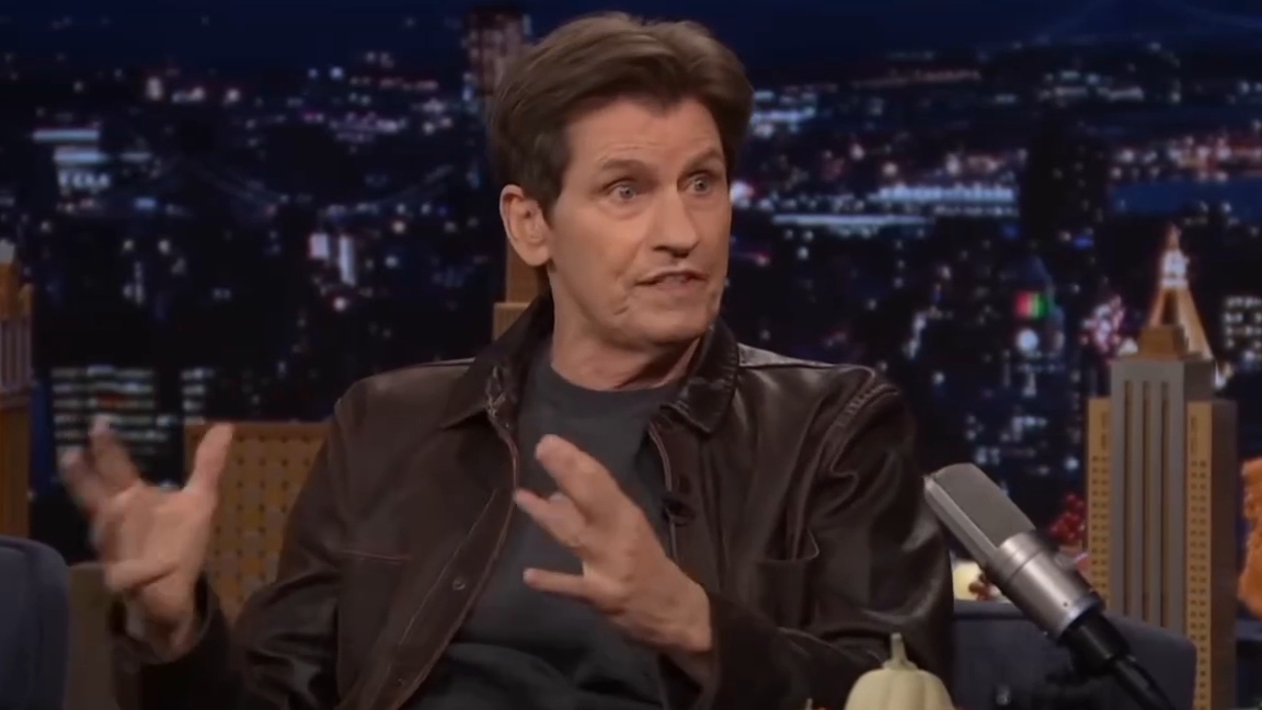 «Я чуть не убил свою семью» — Денис Лири делится безумными историями о лунатизме смотреть онлайн