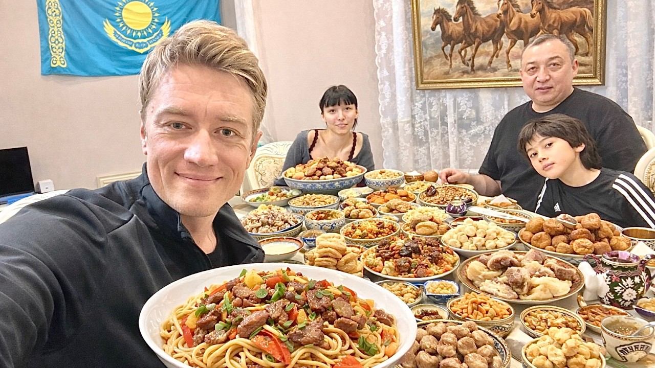 КАЗАХСТАН ПОМОГИТЕ ЗАКАРМЛИВАЮТ! Лучшая еда которую стоит попробовать в Казахстане! Алматы 2026 смотреть онлайн