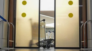 В аэропорту Волгограда введены ограничения на прием и выпуск самолетов