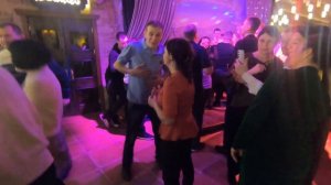 ПУСТЬ РАСПУСКАЮТСЯ ЦВЕТЫ