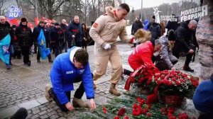 Единая Россия и Молодая Гвардия почтили память воинов-интернационалистов