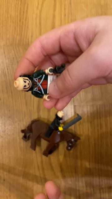 Сборка кастомных мини-фигурок LEGO_5396