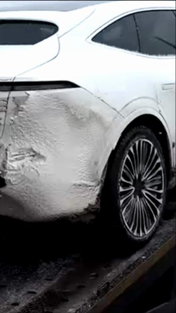 Китайский электрокар не доехал 38 км до Питера, разрядился аккумулятор смотреть онлайн