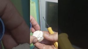 Как снять картридж с углового смесителя с гибким изливом.